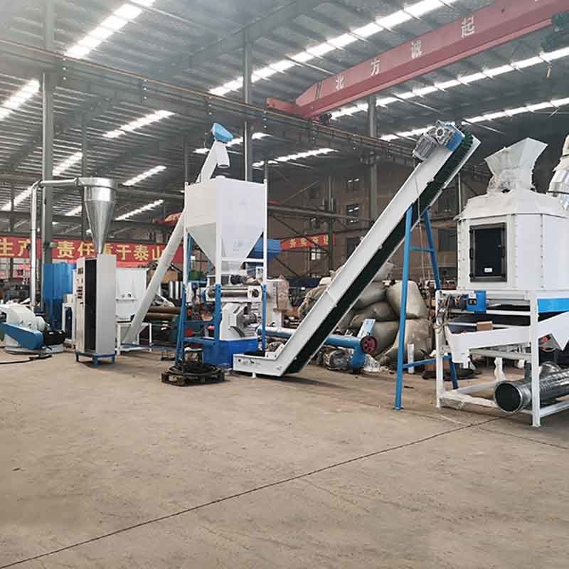 สายการผลิตเม็ดอาหารสัตว์ 5 T / H เครื่องทำเม็ดอาหารสัตว์หมู