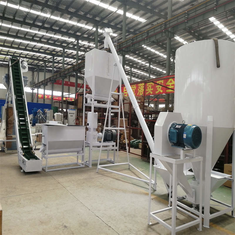 สายการผลิตเม็ดอาหารสัตว์ 500-1000 กิโลกรัม/ชั่วโมง 62KW 17*5*5.5m
