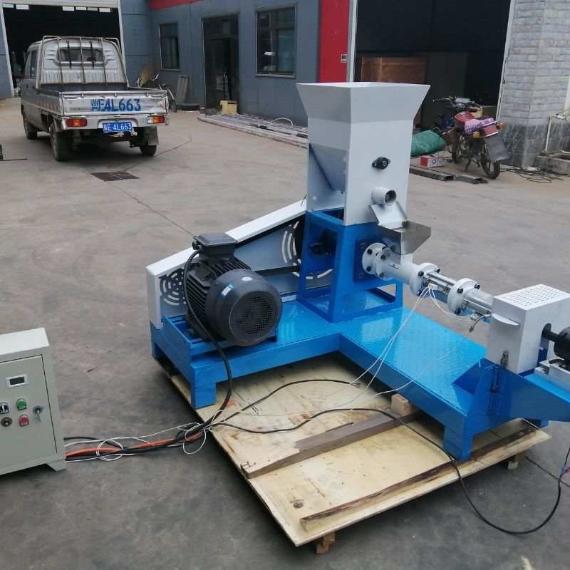 DGP Dry Type Floating Fish Feed Dog Food Extruder Single Screw Granulator เมล็ดเมล็ดข้าวโพด ข้าวโพด โซยา Extruder