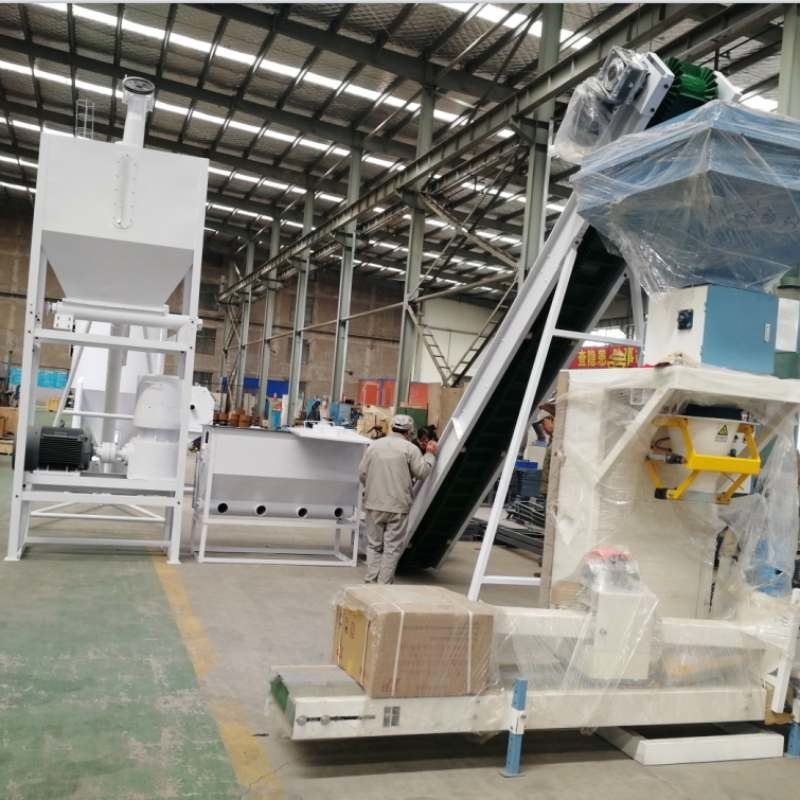 1 ตัน / ชั่วโมงปรับปรุงพิเศษ Bio-Pellet Granulator, ผงข้าวกระดูกกระดูก Granulator, ไม้ชิปไฟฟ้า pellets สายการผลิต