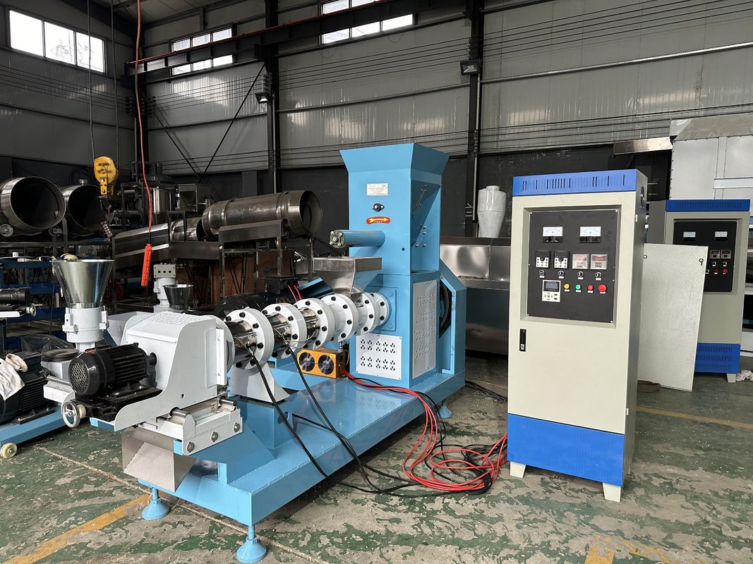 0.5-1 ตัน / ชั่วโมง ความจุ สายการผลิตเม็ดอาหารสัตว์ที่มีวัสดุแพร่สําหรับเมล็ดหญ้าและการติดตั้งคู่มือวิศวกร