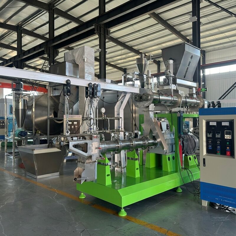 เครื่องอัดรีดสกรูคู่แบบเปียก 500 กก./ชม. สำหรับอาหารสุนัขและอาหารปลา